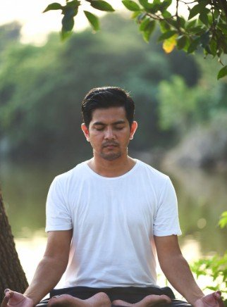 Chanting morning mantras1