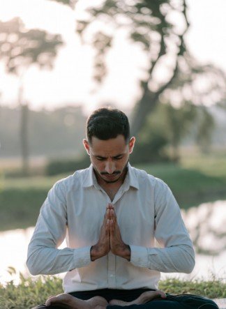 Chanting morning mantras4