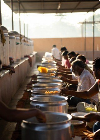 Langar Seva in Morning Light4